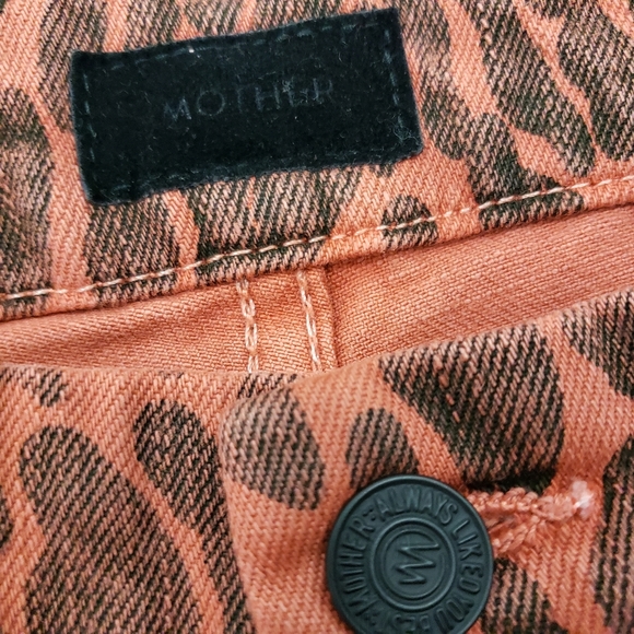 ⛔Mother High Waisted Looker Ankle Fray Jeans - Picture 7 of 12